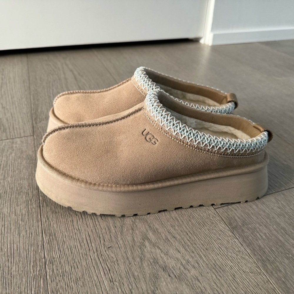 Ugg slip ons